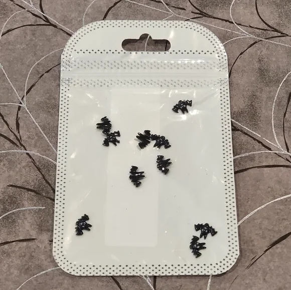 Bat Nail Charms - Picture 2 of 2